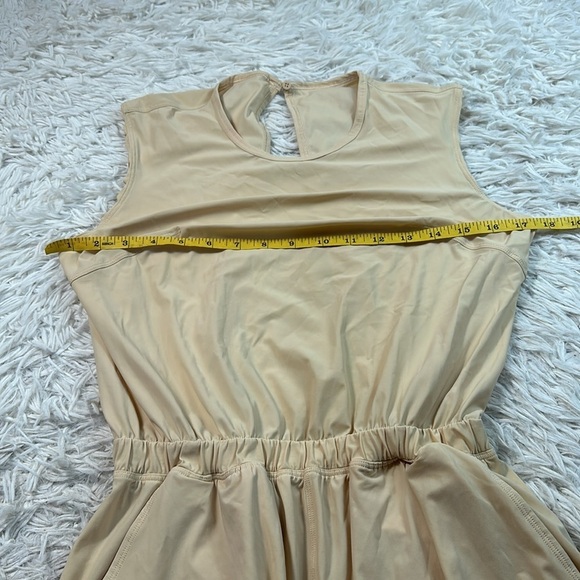 Lululemon Lightweight High-Neck Romper Prosecco - Picture 5 of 11